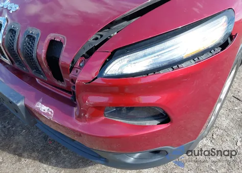 2015 Jeep Cherokee Latitude z USA, uszkodzony, nr VIN 1C4PJMCB3FW739112